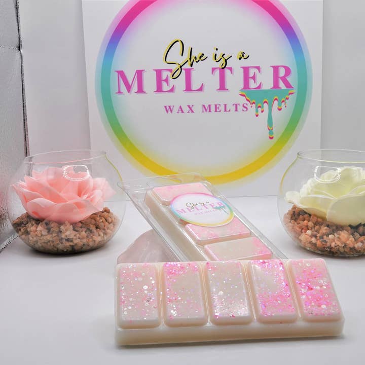 Savon Dove pour la vente par The Three Teddies