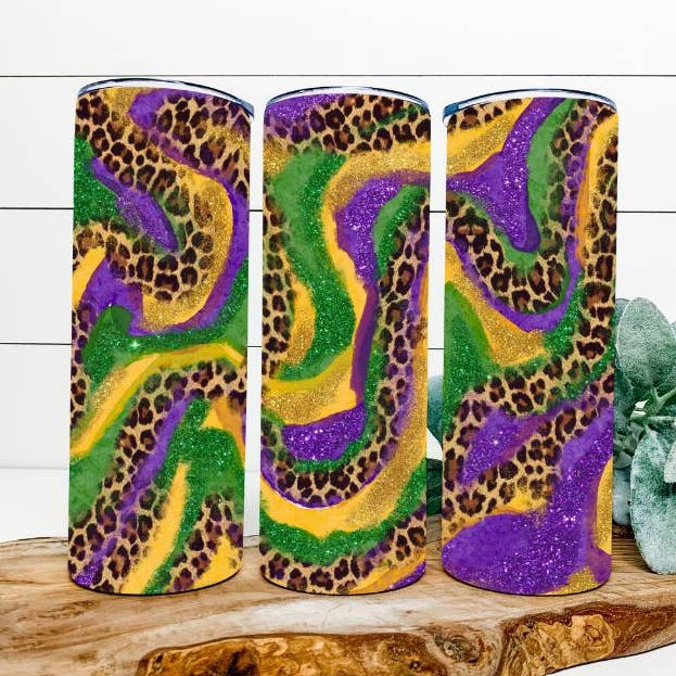 Mardi Gras Tumbler, Mardi Gras-färger och Leopard Tumbler 20 oz Skinny Tumbler DECOETUMBLER-216 för wholesale av DecoExchange