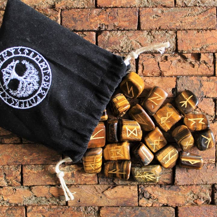 Green Tree - Vendita all'ingrosso Pietra/cristallo spirituale - Rune Vichinghe Occhio di Tigre con Sacchetto di Velluto 25 Pezzi1