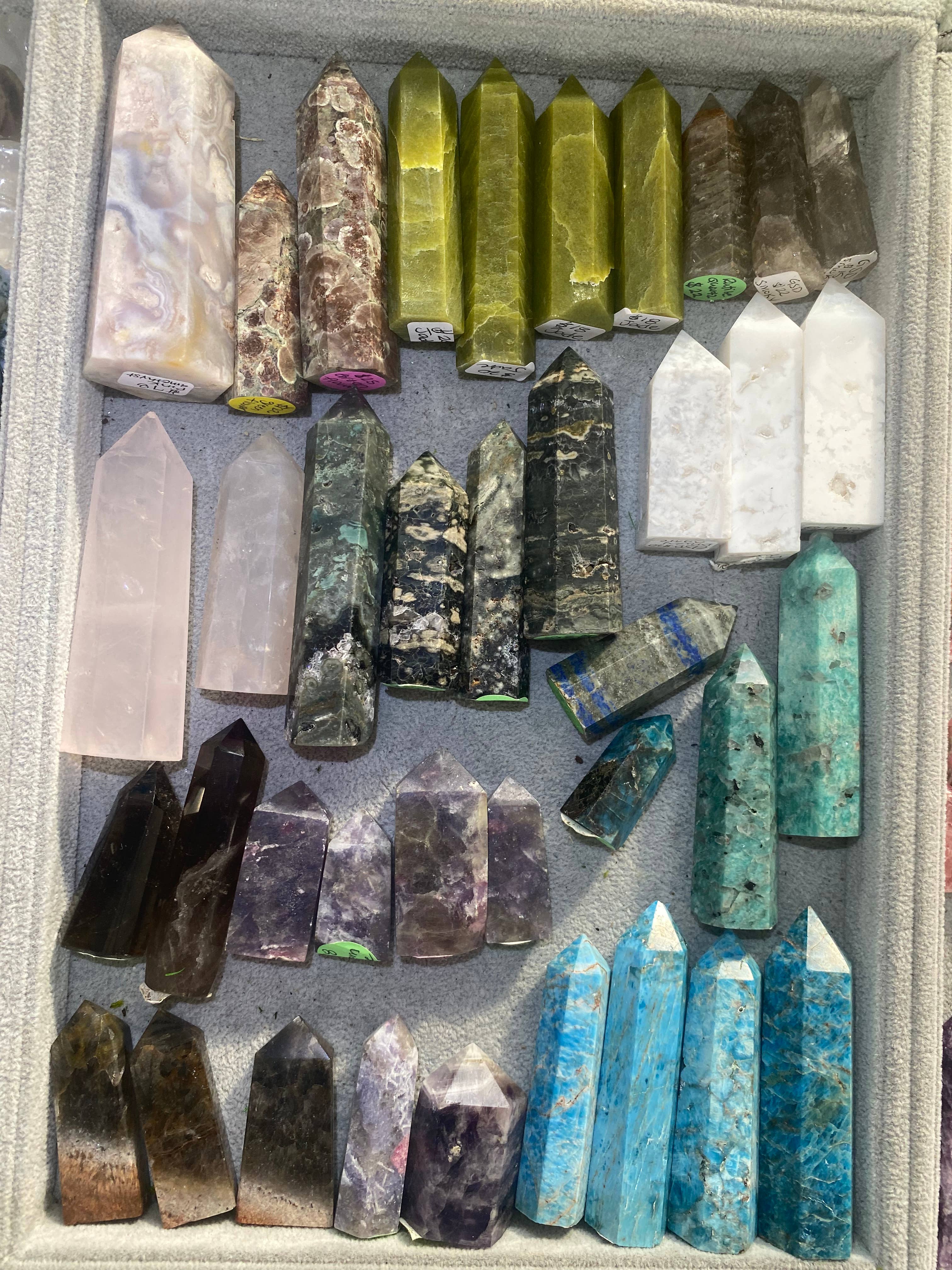 Moon River Designs - Wholesale Spirituele steen/kristal - Mystery Crystal Towers bulkset3