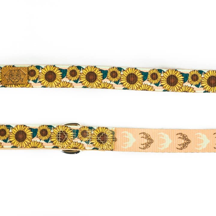Guinzaglio doppio in nastro con motivo cervi e girasoli per la vendita all'ingrosso da parte di Pets & Props