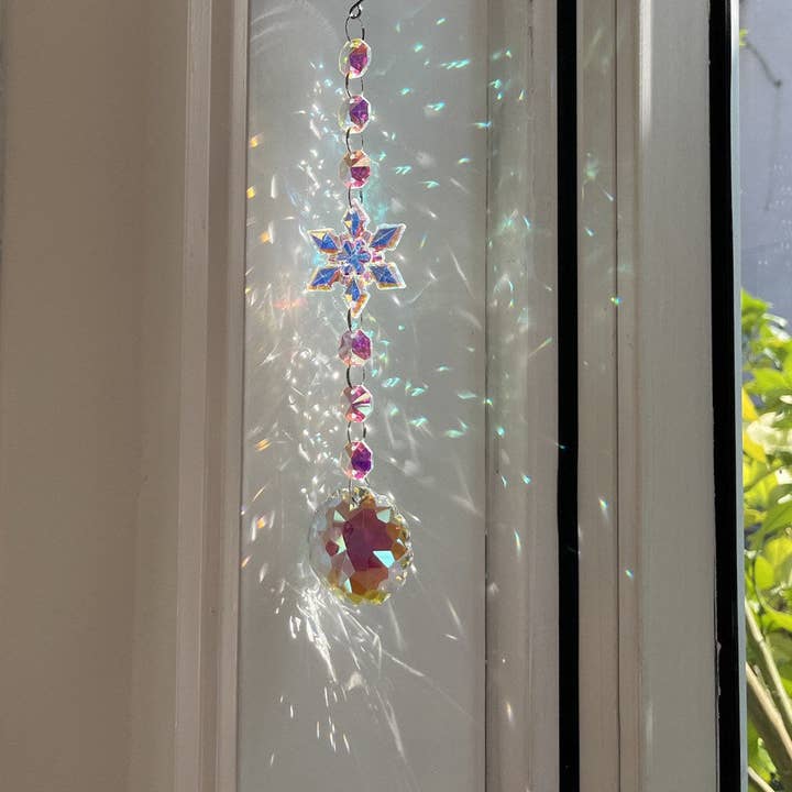 Dipped Shop - Wholesale Suncatcher - Snowflakes Crystal Holiday Home Hangings DP25A9326