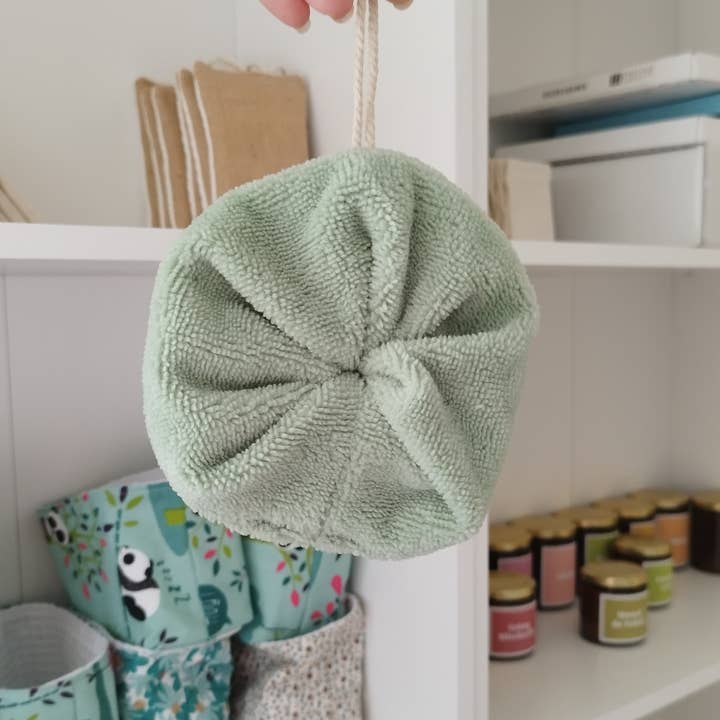 Maison Alice - Wholesale Bath Pouf/Sponge - natural bamboo sponge shower flower9