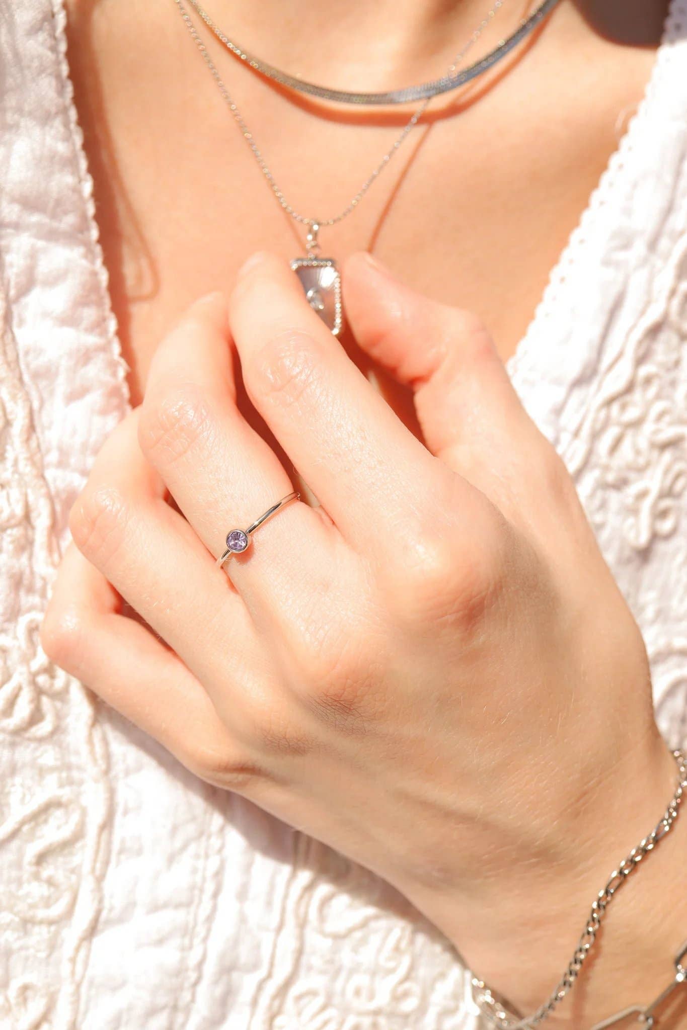 WJW - Venta al por mayor Anillos solitarios - Anillo apilable de piedras natales de acero inoxidable2