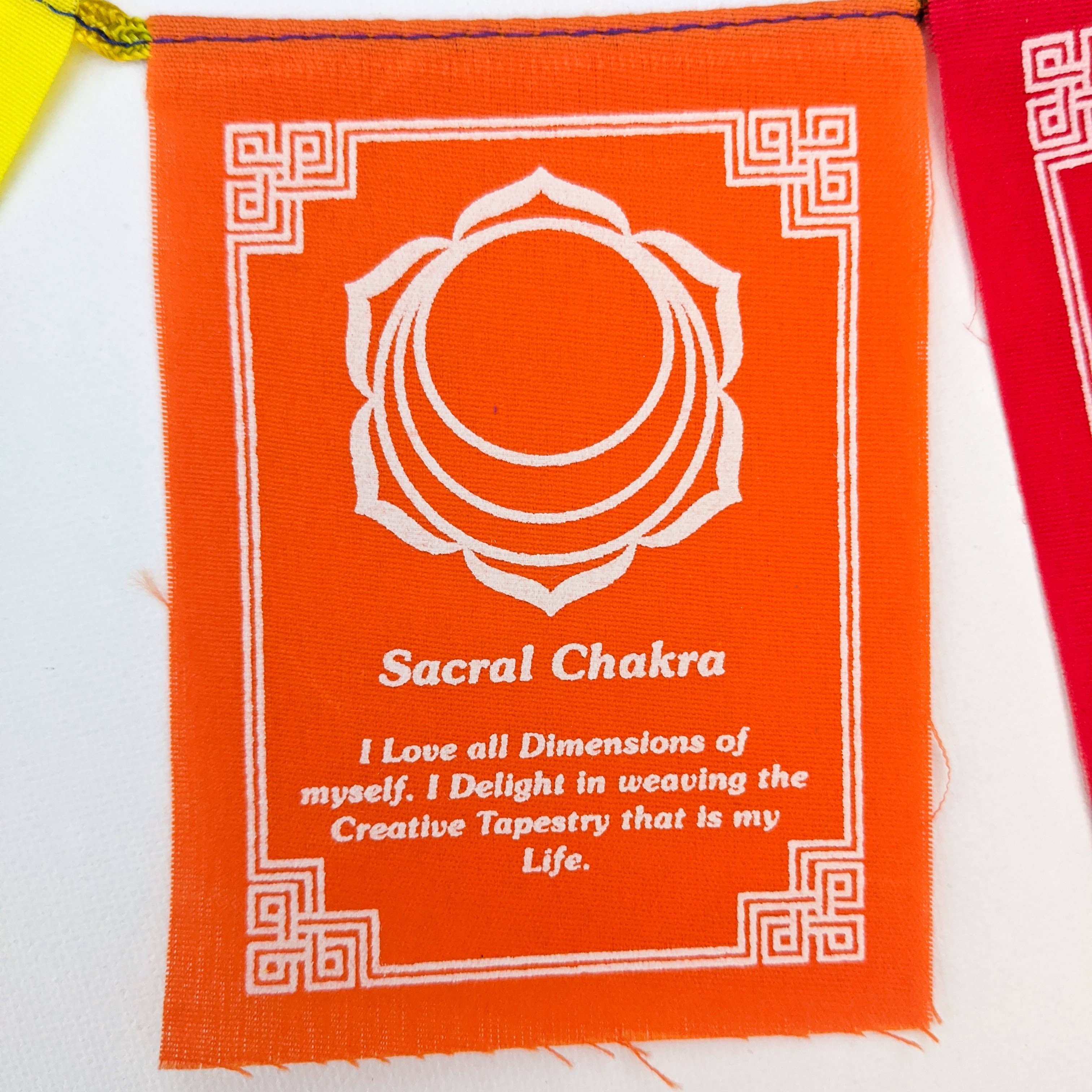 Tenzing Collections – Großhandel Flagge – Mini-Chakra-Gebetsfahnen für Meditation, Chakra-Gebetsfahnen4