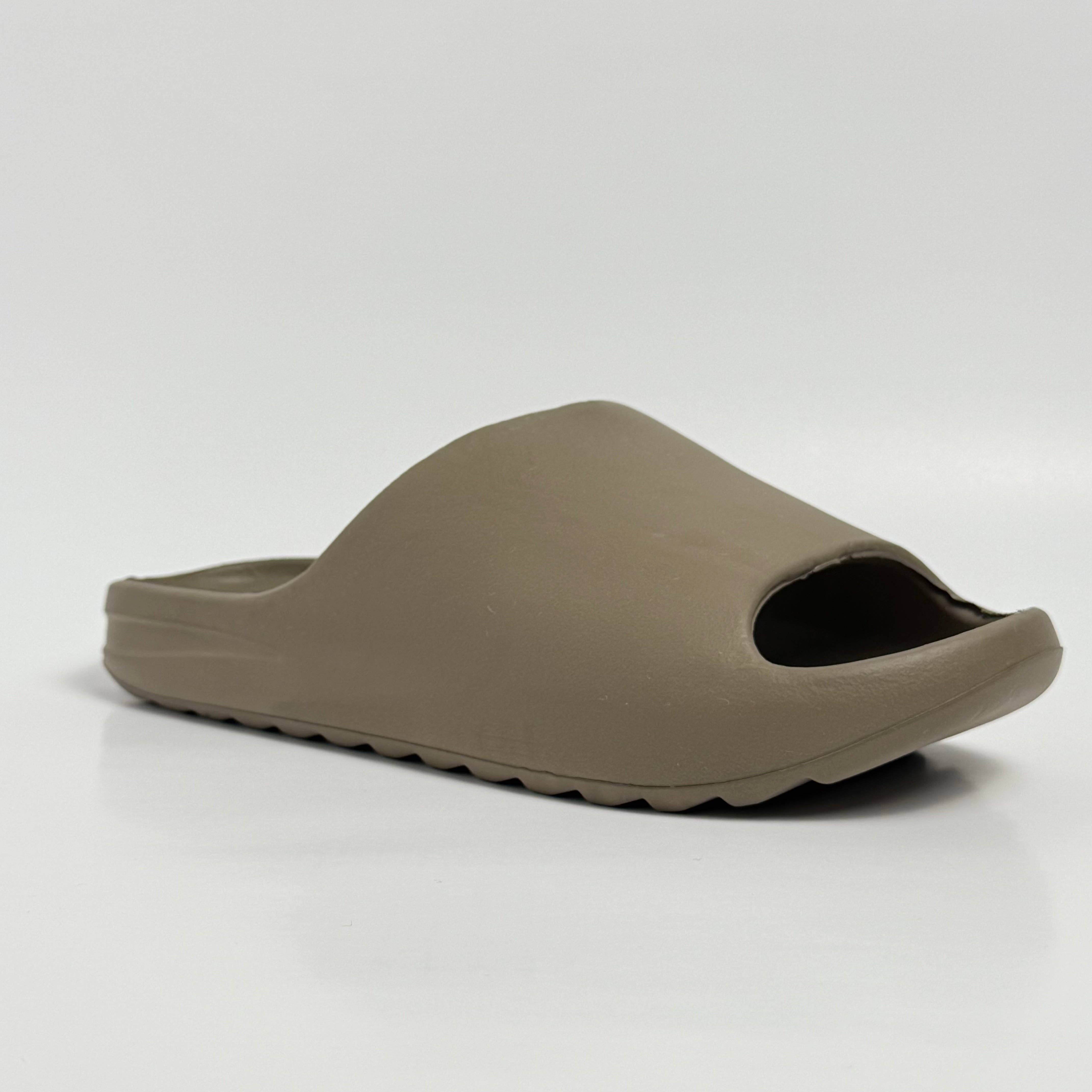 JOJ MAKLY Wholesale - Wholesale Slides - Men's - 24‑Pair Wholesale | BROTX1 Men’s EVA Slide Sandals Light12