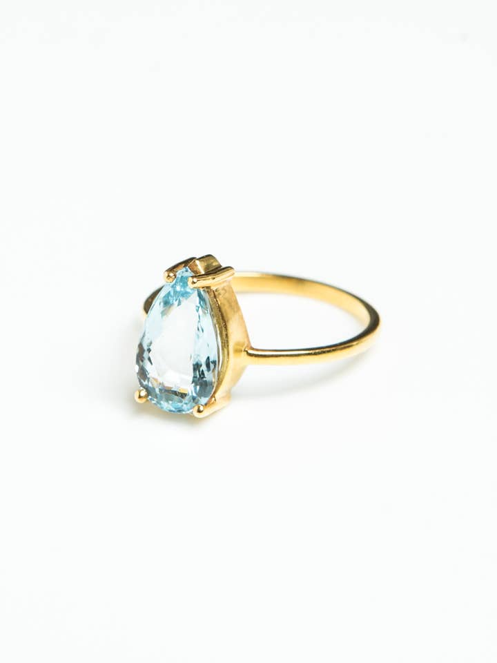 Aquamarin-Tropfenring für den Großhandel von EME JEWELS