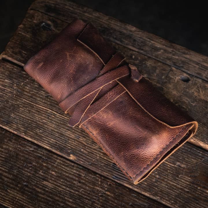 Craft and Lore - Wholesale Humidor/Cigar Accessory - Rustic Leather Pipe Roll13