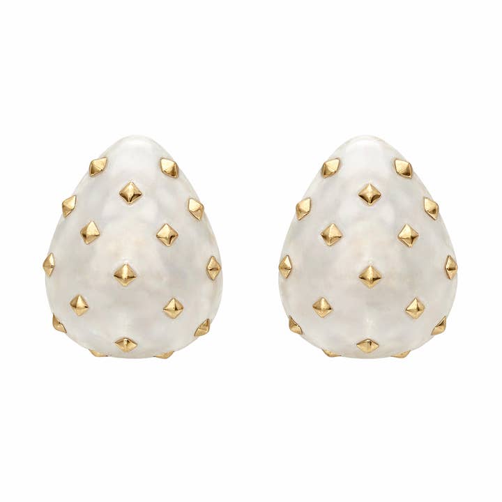 Maristella Oorbellen van Harsparelmoer met Studs en Oorringen voor wholesale door Michael Nash Jewelry