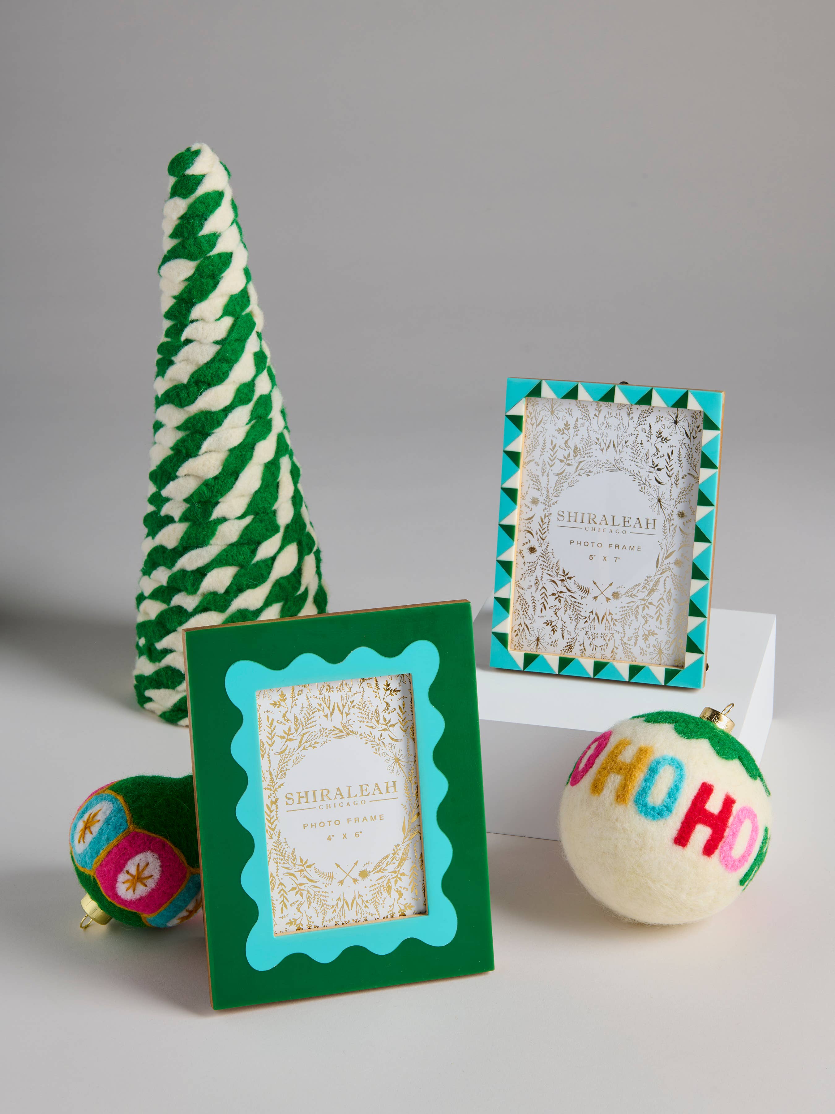 Shiraleah - Wholesale Christmas Decoration - "HO HO HO" ASST/4 ORNAMENTS,MULTI3