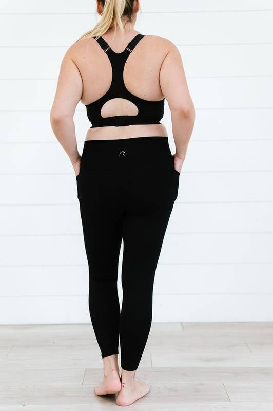 Black Athletic Leggings for wholesale on Faire5