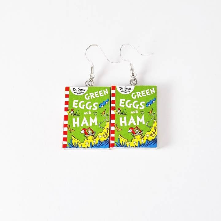 Cheeky Little Monkeys Jewellery – wholesale Hängande örhängen – Gröna ägg och skinka bokörhängen