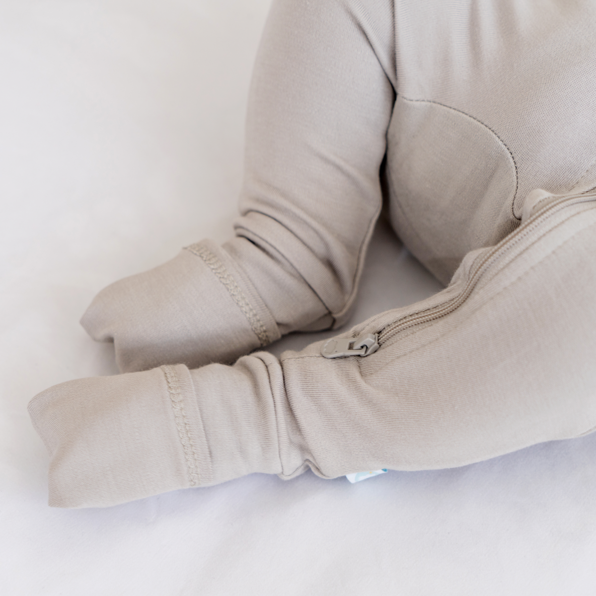 Dreamland Baby - Wholesale Slaappak - Baby - Babybamboepyjama met DreamCuffs™20