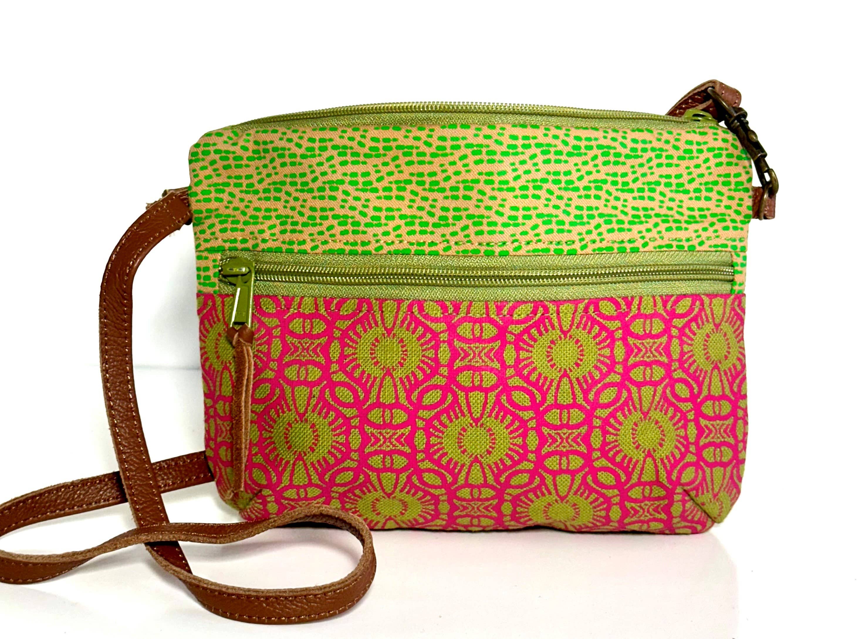 Bridge for Africa - Wholesale Crossbody Bag - Women's - Crossbody/Belt Bag with beaded tassel1