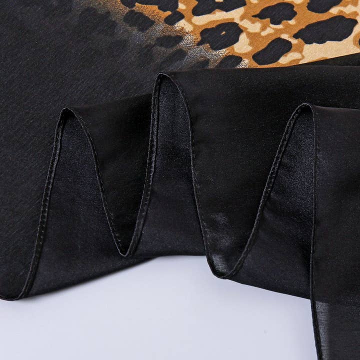 PEACH ACCESSORIES - Wholesale Scarf - Women's - Leopard Print Satin Scarf in Black TT3421