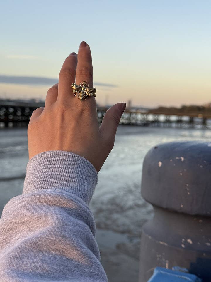 Bee Ring for wholesale by Urbiana