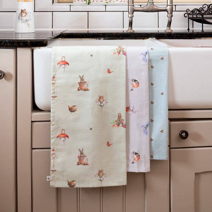 Wrendale Designs - Wholesale Tea Towel - Feathered Friends Tea Towel1