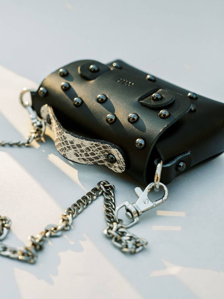 MICRO crossbody for wholesale by Covet