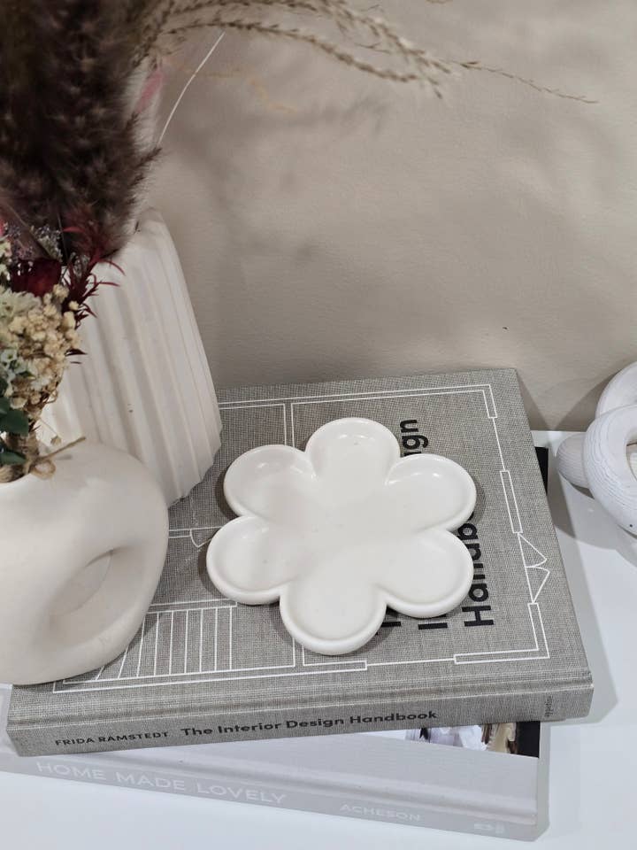 Flower Trinket Tray for wholesale by Sweet 'n' Fab Creationz Interiors
