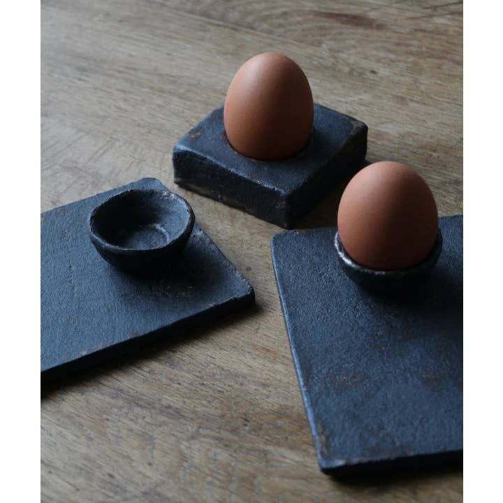 EI Elea Lelimouzin - Venta al por mayor Hueveras - Huevera cuadrada Heth - huevera con plato de cerámica