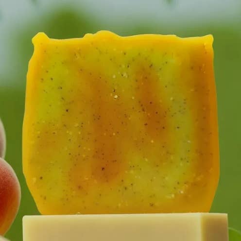 PEACH PASSION FRUIT PEELING SOAP for wholesale by Kleine Auszeit Manufaktur