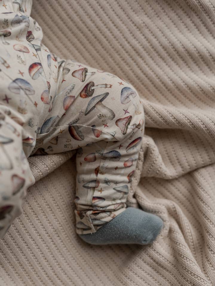Regnfuld Mushroom leggings, baby for wholesale on Faire3