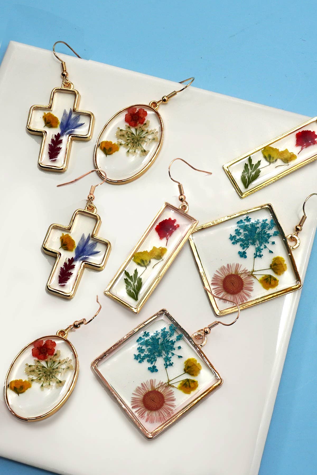 JOSSLYN by wall to wall - Wholesale Dangle Earrings - Vintage Dried Flower Earrings | 40E3843