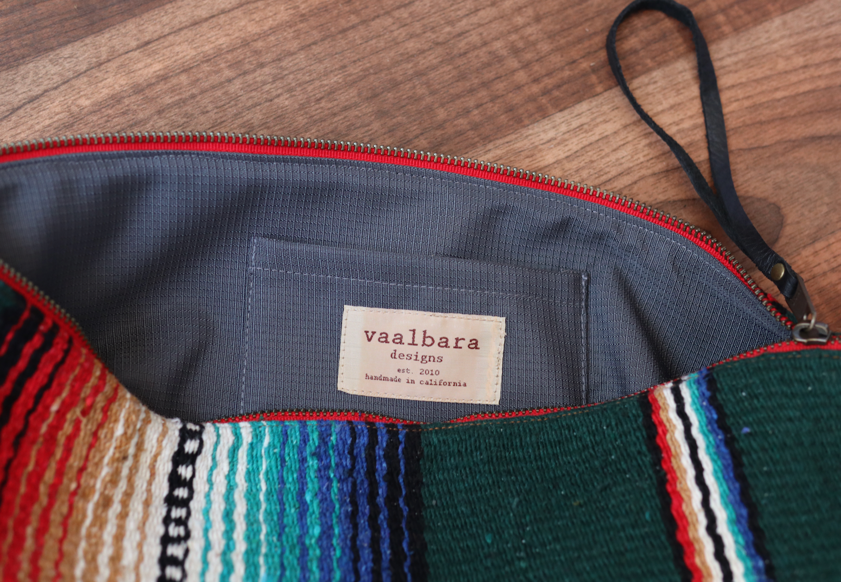 Vaalbara - Wholesale Pouch - Women's - Haven Moon in Texas Green in Black Leather2