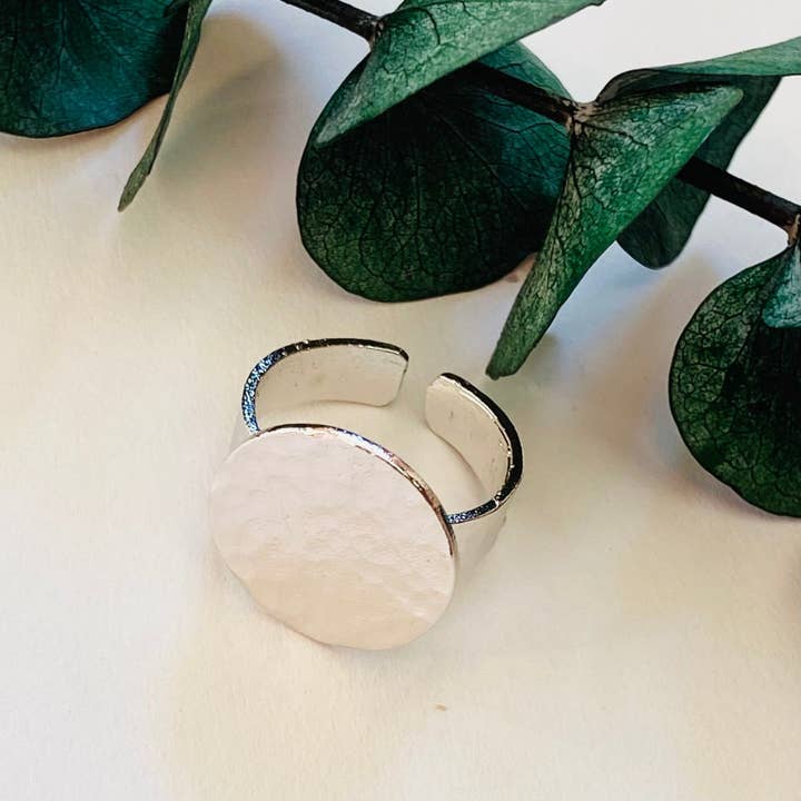 Laura Ring för wholesale av NAO JEWELS