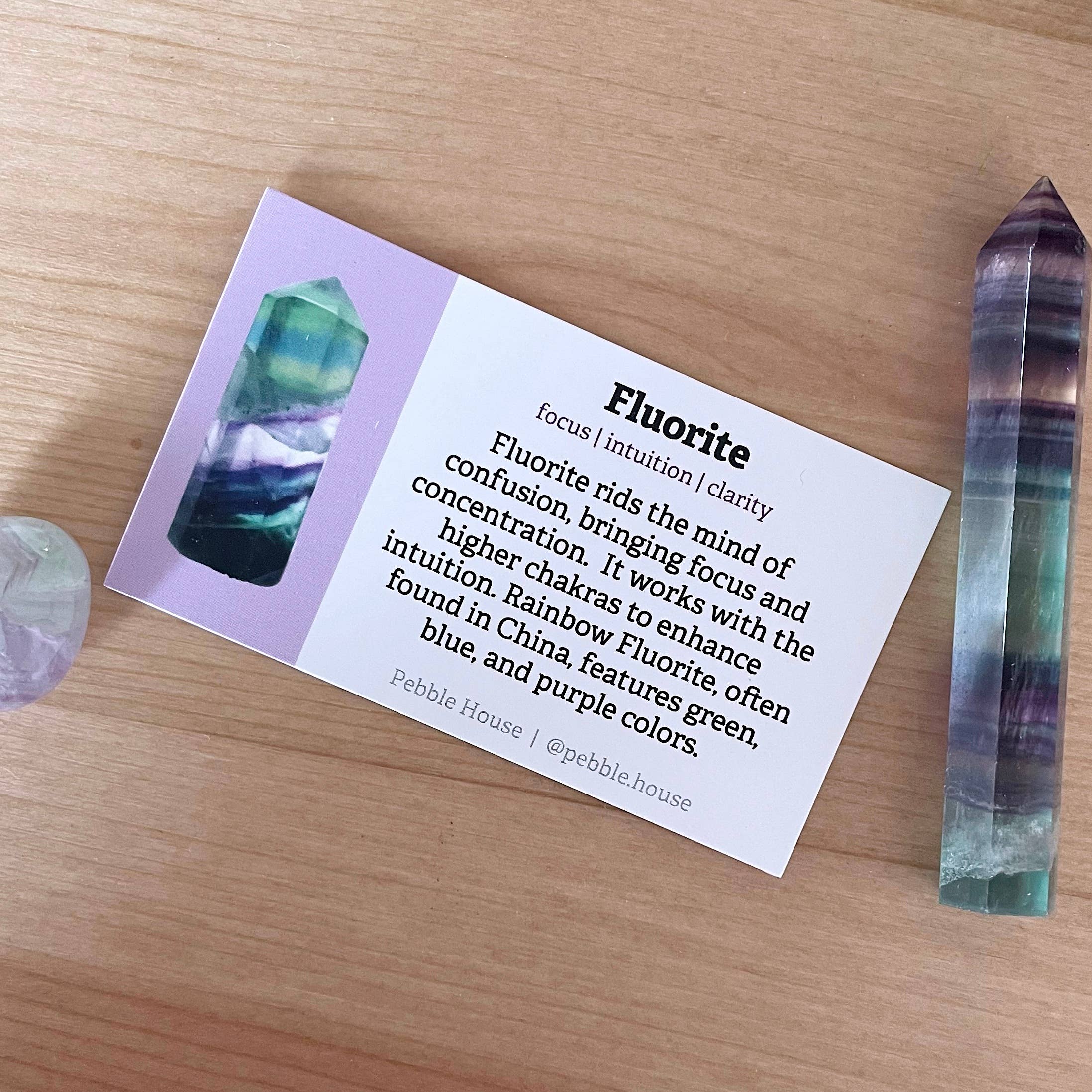 Pebble House - Vente Pierre et cristal de spiritualité - Fluorite - Carte d'information sur les cristaux (paquet de 50)