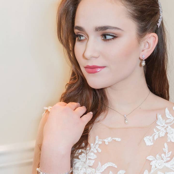 allureweddingjewelry - Wholesale Dangle Earrings - Kathy Dainty Pearl Earrings6