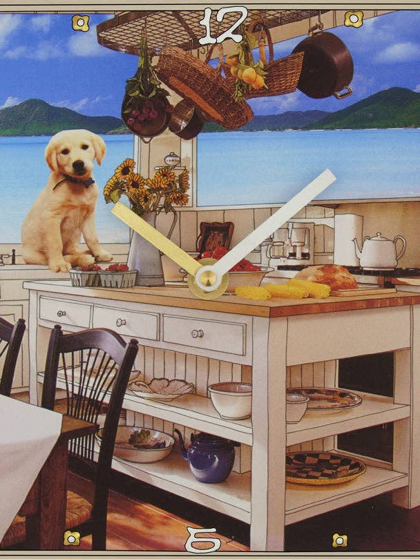 Collage-Uhr mit Mohnblumenmotiv in der Küche für den Großhandel von Lea Alboher