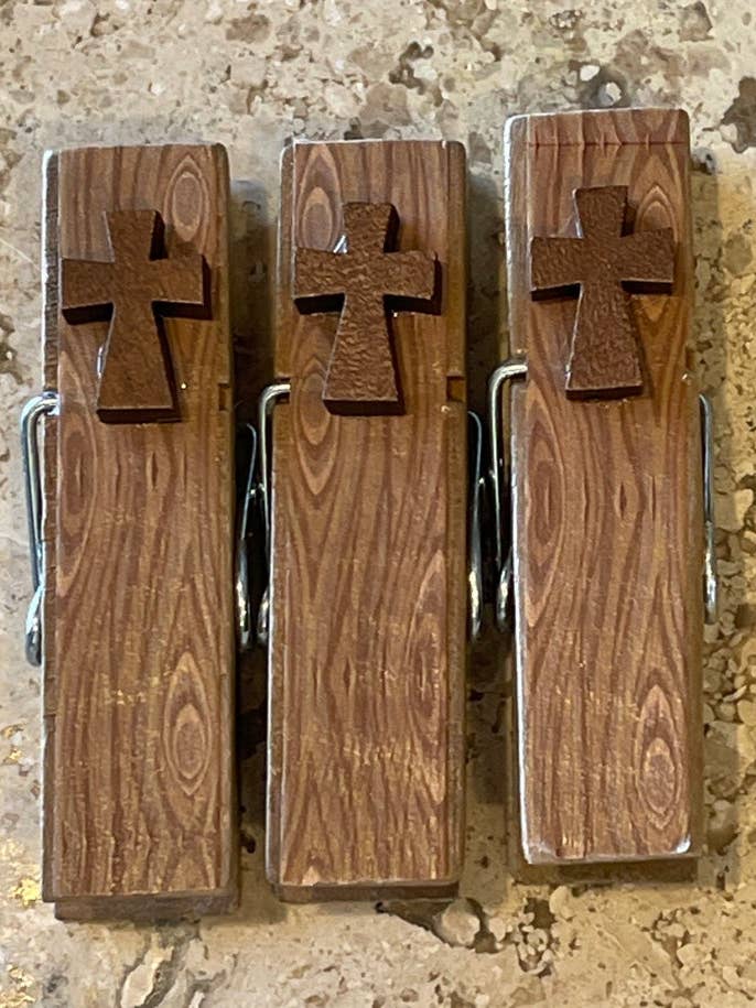 Clips à snacks en forme de croix en bois pour la vente par NanCBeeCreations