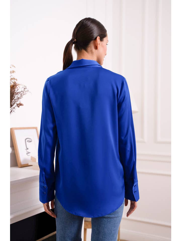 Attentif Paris - Wholesale Buttoned-down shirt – Women's - Satin shirt with classic notched collar46