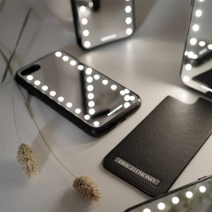 Brightmond Innovation AB - Vendita all'ingrosso Custodia per cellulare - Donna - Brightmond Spotlight Mirrorcase per iPhone XS Max3