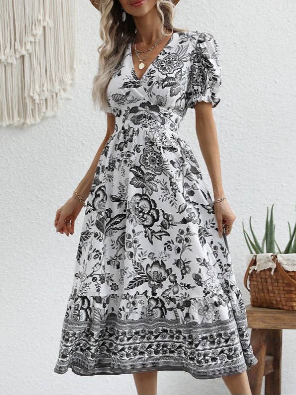 Rosa Clothing - Wholesale Dress - Women's - Elegant & Versatile V-Neck Floral Print Maxi Dress2