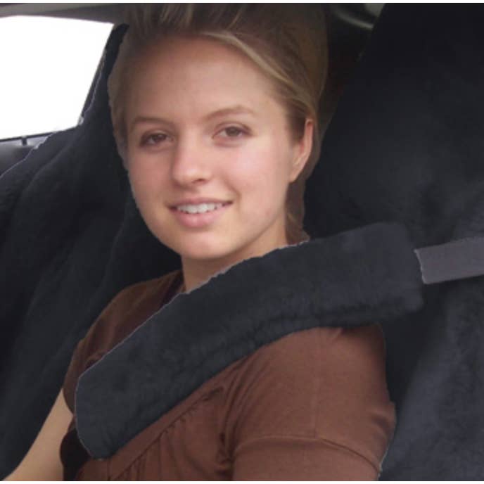 SuperLamb Footwear - Wholesale Car Decorative Charm - Women’s - Sheepskin Seat Belt Covers3