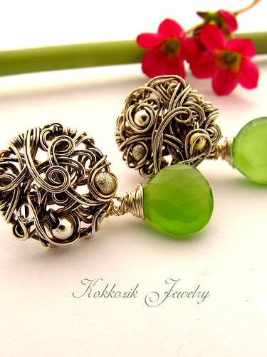Silver peridot drop earrings for wholesale by Kokkozik Jewelry