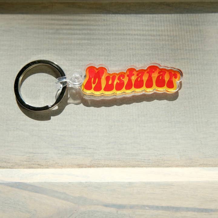 Porte-clés Star Wars Planet Mustafar. Cadeau Star Wars pour la vente par BlueButterflyBazaar