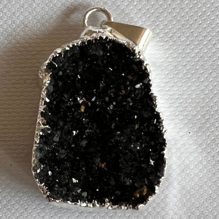 La Amatista - Wholesale Individual Charm/Pendant - Black Amethyst Druzy Pendant2