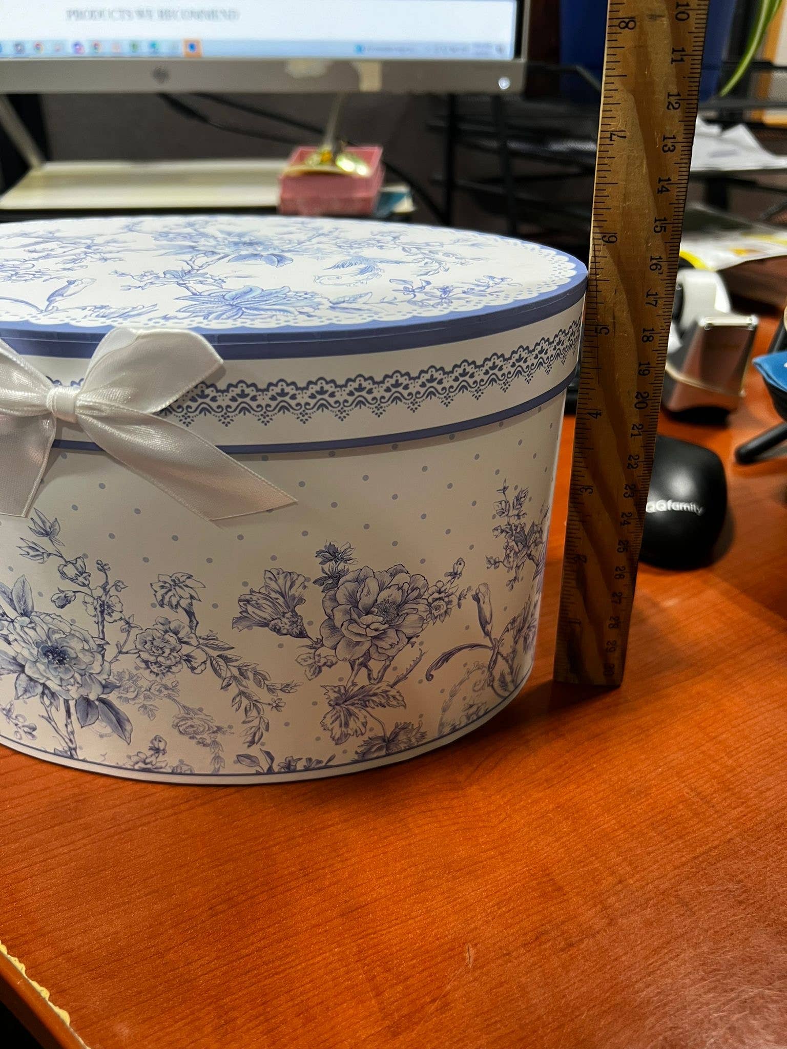 STP - Wholesale Tea Pot - Vintage Blue Flowers Porcelain Teapot in Gift Box7