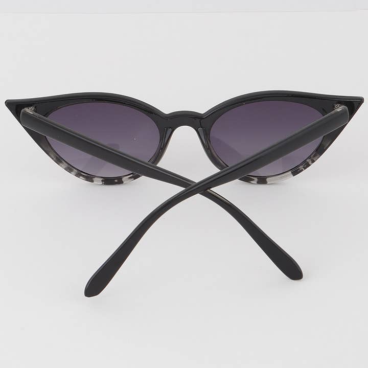 Mix Color Cat Eye Round Sunglasses for wholesale on Faire3