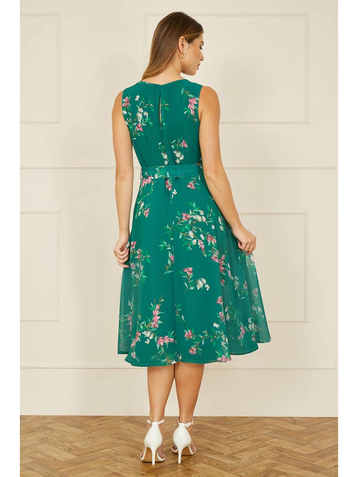 Grøn Yumi Grøn Daisy Print Skater Kjole for engroshandel på Faire3