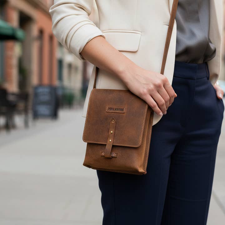 Alta Quero - Wholesale Crossbody Bag - Women's - Depth on Proven Styles Starter Pack + Gift19