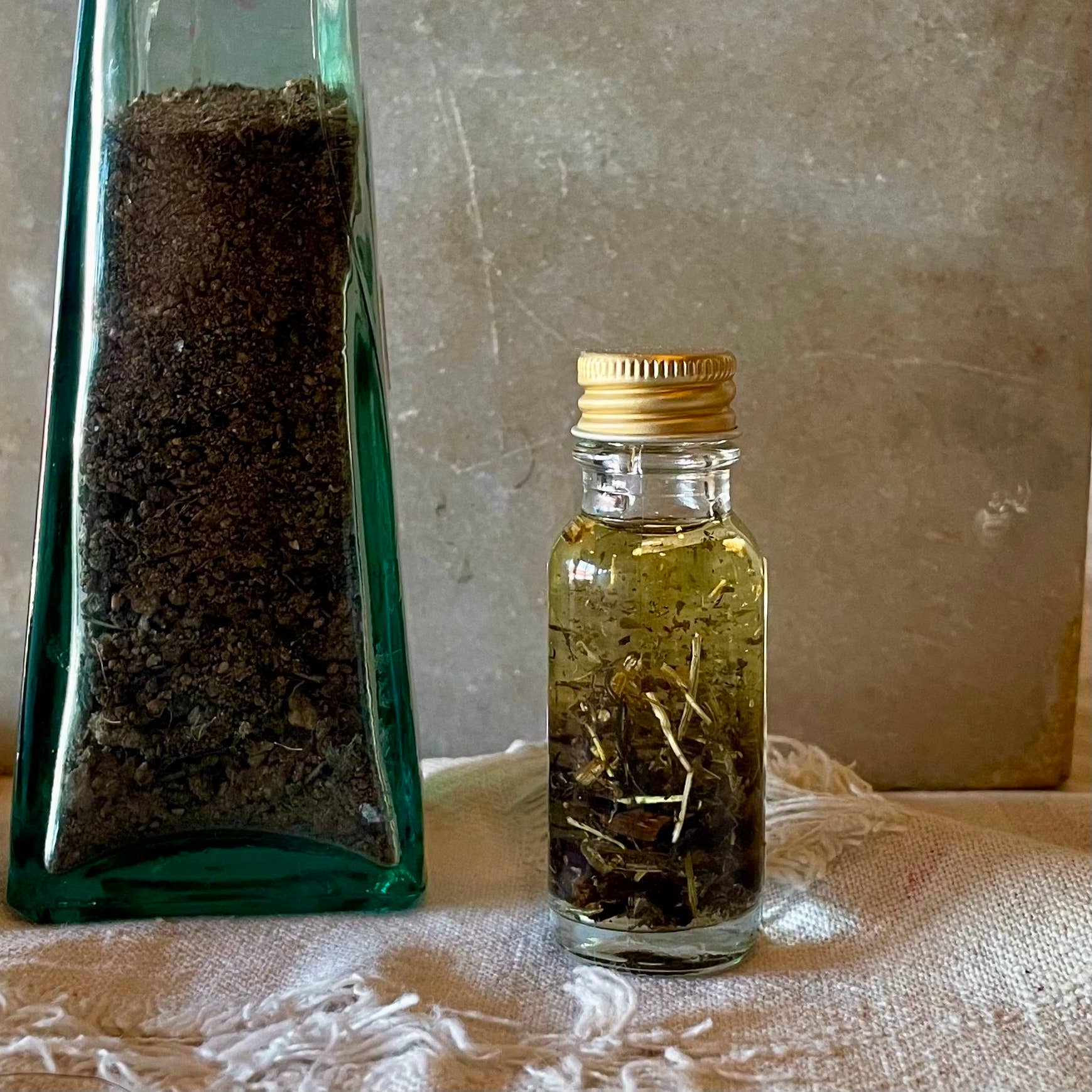 Calamus & Honey - Wholesale Aromatherapy Lotion/Oil - Safe Travel Oil2