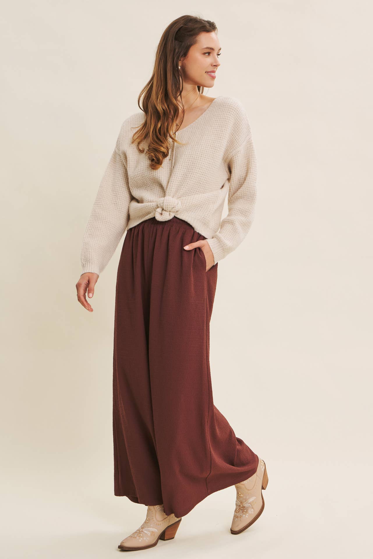 in february - Wholesale Pants - Women's - FLOWY WIDE LEG PANTS IN TEXTURED WAFFLE FABRIC6