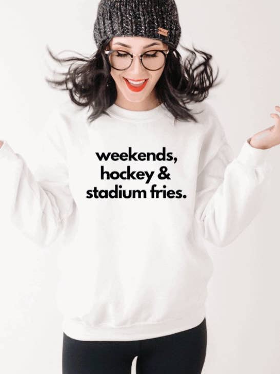 week-ends, hockey et crewneck frites de stade pour la vente par Meghan Ashley Designs Inc.