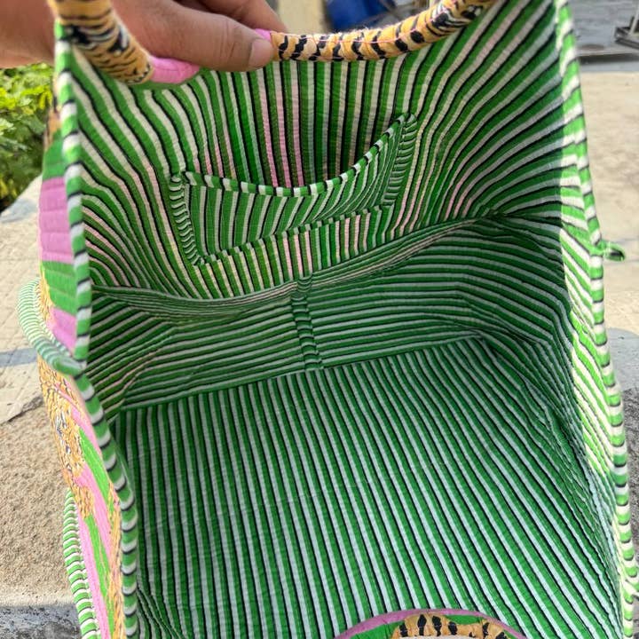GYPSY STUDIO - Wholesale Shoulder bag – women's - Green Strip Quilted Cotton Tiger Printed Bag Tote Large Bags2