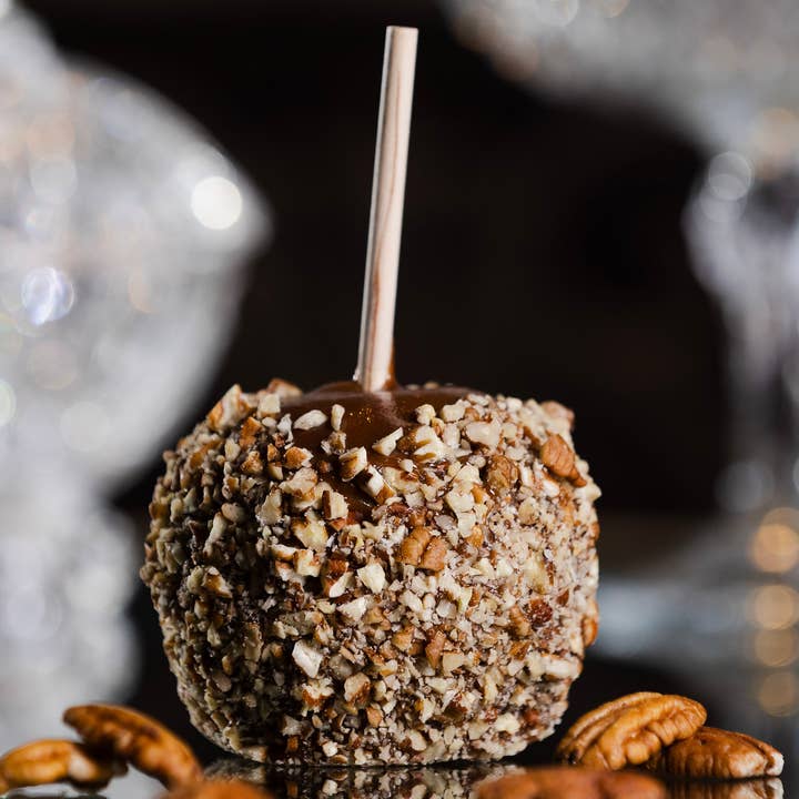 Simply Amazing Apples - Wholesale Caramel - Pecan Caramel Apple