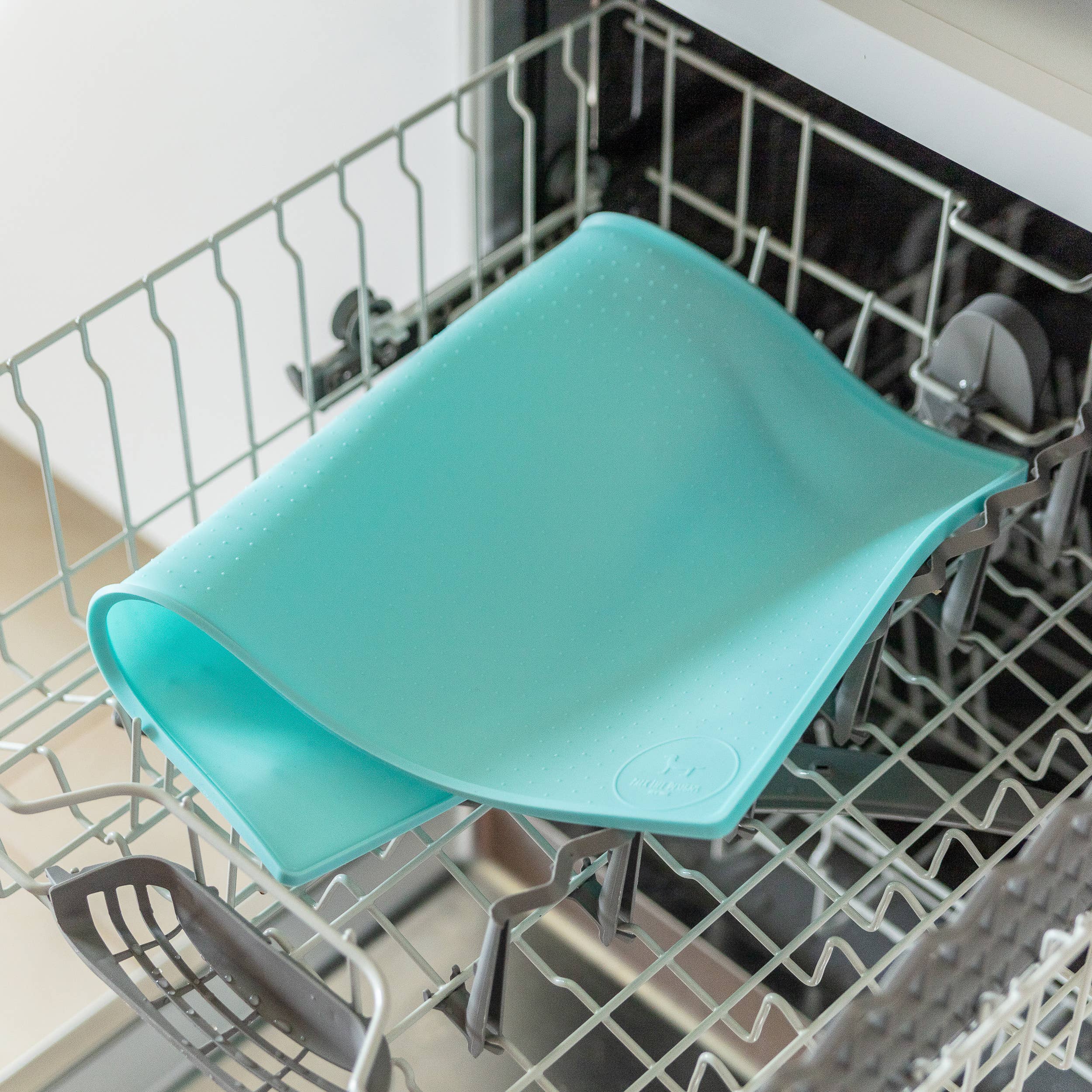 Park Life Designs - Venta al por mayor Esterilla para comedero de mascotas - Perros - Tapete de silicona para mascotas sin desorden9